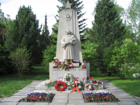 On the wreath-laying ceremony on Vestre Gravlund cemetery in Oslo, May 9, 2025
